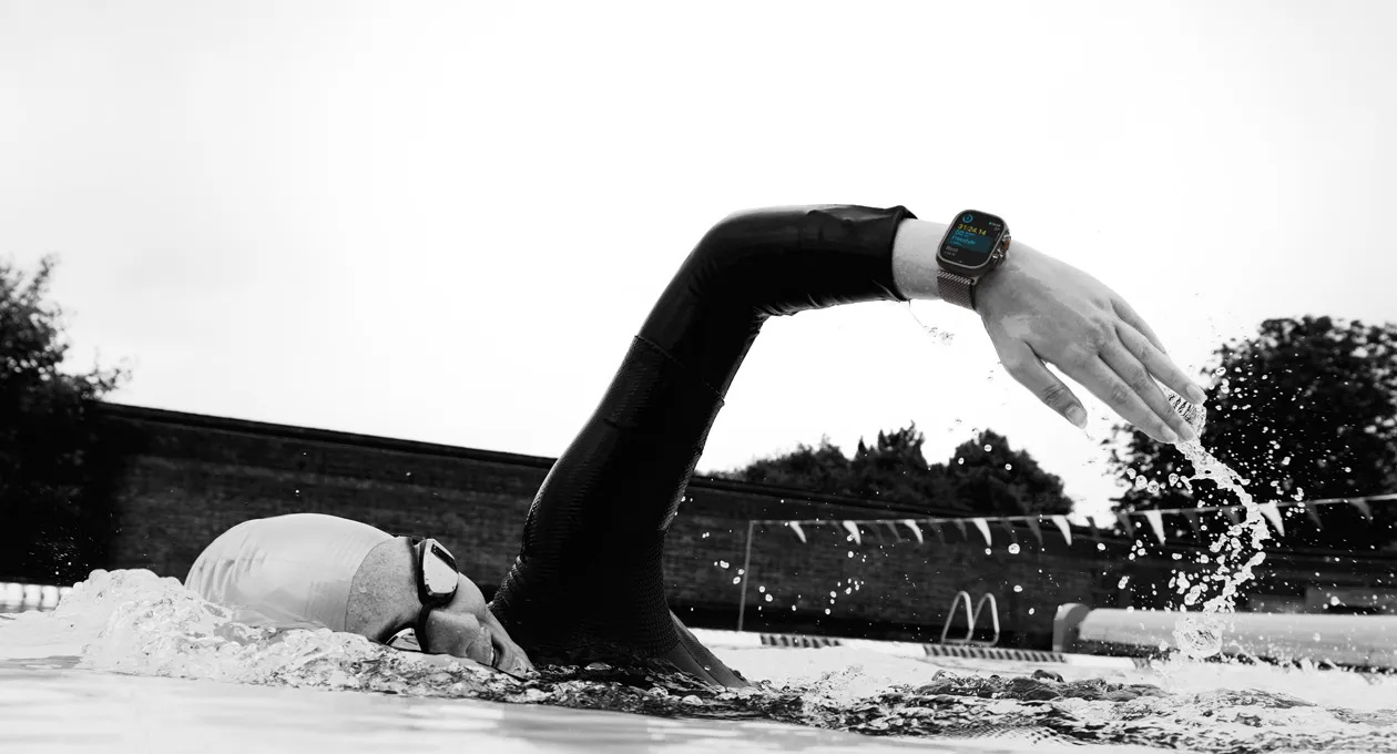 A swimmer tracks workout on Apple Watch Ultra 3
