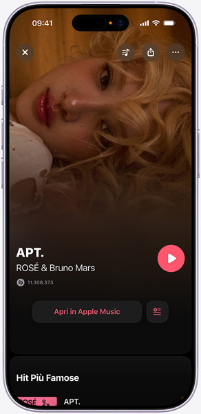 Display di un iPhone con la canzone “APT” di ROSÉ e Bruno Mars, e con l’indicazione che Shazam ha riconosciuto il brano