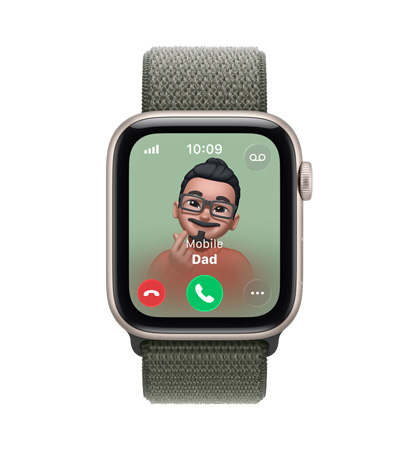 Apple Watch SE 3, alumiinikuori, värinä tähtivalkea, isältä tuleva puhelu, Memoji-yhteystietokuva, painikkeet puhelun hyväksymiselle ja hylkäämiselle, Sport Loop ‑ranneke, värinä metsänvihreä