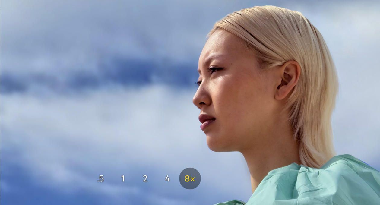 Apka Kamera iPhonu 17 Pro, optický zoom 0,5x, 1x, 2x, 4x a 8x, pričom je vybraný 8x zoom