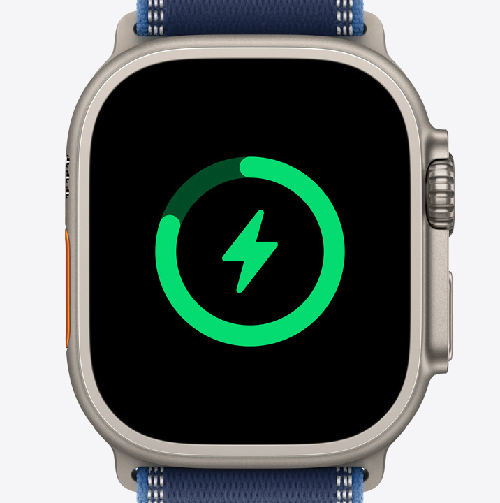 Apple Watch Ultra 3, caja de titanio, color natural, icono de carga de batería
